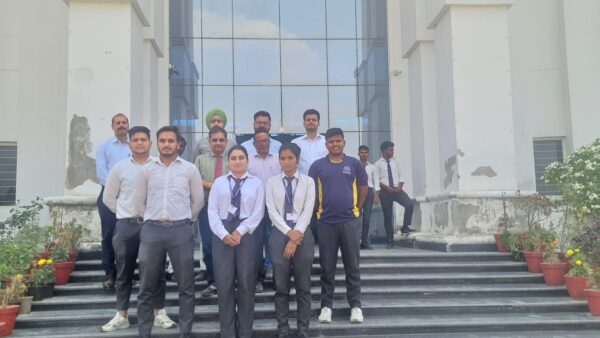 भगवंत ग्लोबल विश्वविद्यालय में प्लेसमेंट ड्राइव में 05 छात्र-छात्राओं का चयन