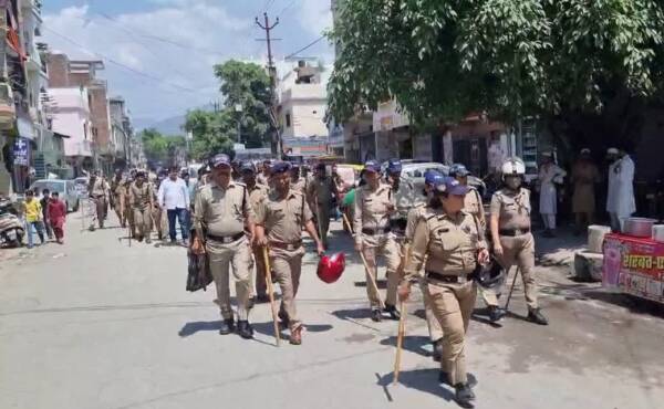 अवैध मदरसों पर बड़ा एक्शन, तीन मदरसे सील, अभियान जारी