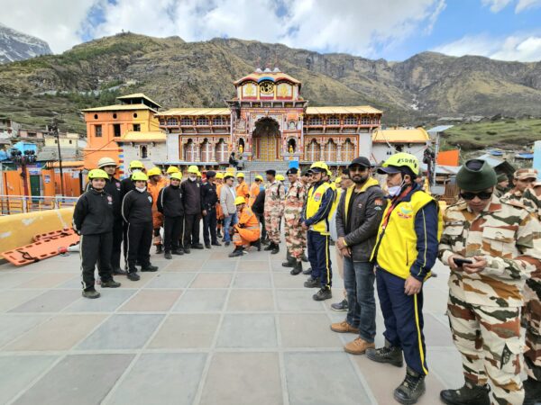 चमोली प्रशासन के बदरीनाथ, पागलनाला और कमेड़ा में राहत बचाव का किया मॉक अभ्यास