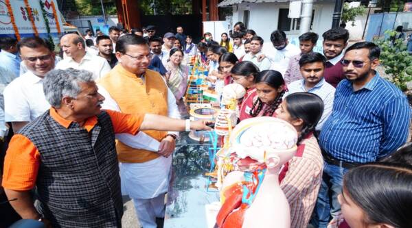 “लैब ऑन व्हील्स” के दूसरे चरण का शुभारंभ, 9 जिलों को मिली मोबाइल साइंस लैब