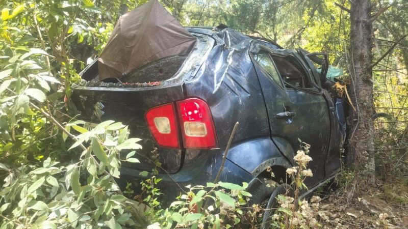 गोपेश्वर-पोखरी मोटर मार्ग पर कार दुर्घटनाग्रस्त, एक की मौत, एक घायल