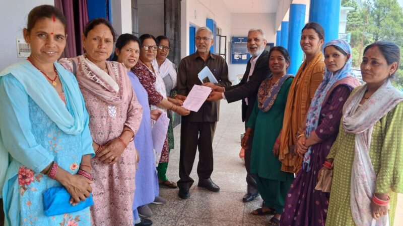 भोजन माताओं ने अपनी मांगों को पीएम व सीएम से लगाई गुहार