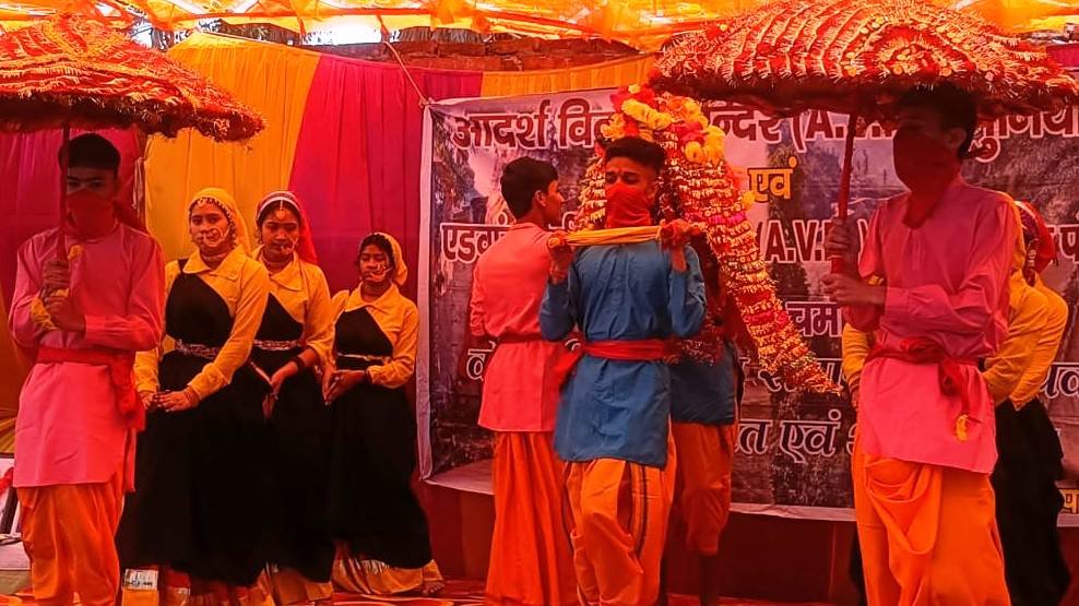 छात्रों का भविष्य अध्यापकों की मुठ्ठी में : राजेंद्र भंडारी