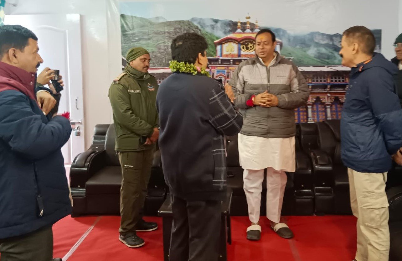 सुगमता पूर्वक दर्शन को हर संभव प्रयास – बीकेटीसी अध्यक्ष द्विवेदी