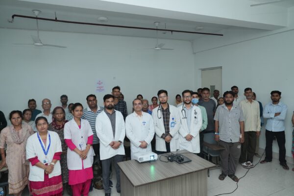 श्री महंत इंदिरेश अस्पताल में वर्ल्ड IBD डे पर जागरूकता शिविर का आयोजन