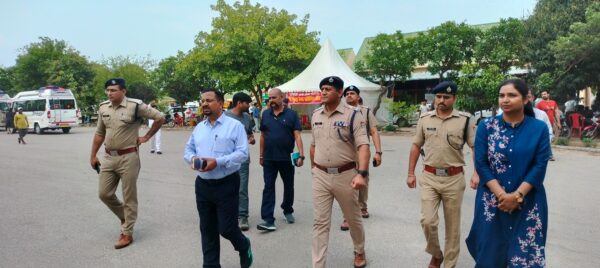 चार धाम यात्रा को सरल, सुःखद, सुरक्षित व शान्तिपूर्ण सम्पन्न कराने के लिए शासन तथा प्रशासन प्रतिबद्ध – डीएम कर्मेन्द्र सिंह