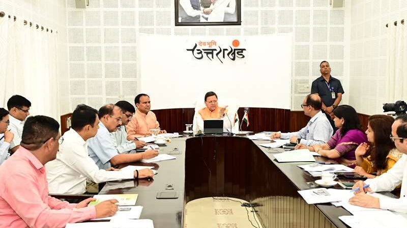 स्कूलों में बच्चों को पाठ्यचर्या में श्रीमद् भगवत गीता का अध्ययन भी कराया जाए – सीएम धामी