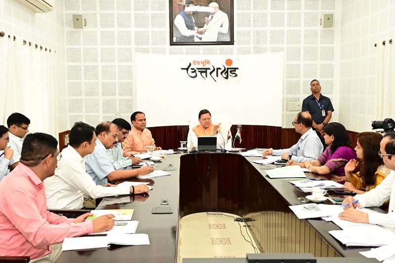 स्कूलों में बच्चों को पाठ्यचर्या में श्रीमद् भगवत गीता का अध्ययन भी कराया जाए – सीएम धामी