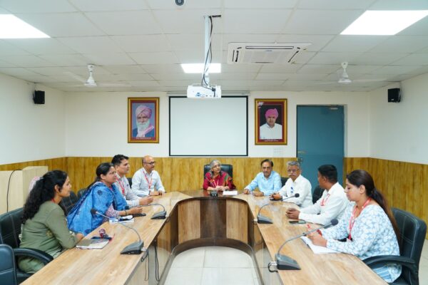 श्री गुरु राम राय विश्वविद्यालय जेनिथ-2025 में तीन दिनों तक सजेगी गीत सगींत की महफिल, भोजपुरी गायिका अनुपमा यादव व उत्तराखंड का पांडवाज बैंड देगा जोरदार प्रस्तुति