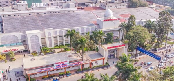 श्री महंत इन्दिरेश अस्पताल में जारी हैं गोल्डन कार्ड की सेवाएं