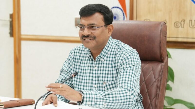 मुख्य सचिव की अध्यक्षता में सचिव समिति की बैठक सम्पन्न, जिलाधिकारियों को दी गई अहम जिम्मेदारियां
