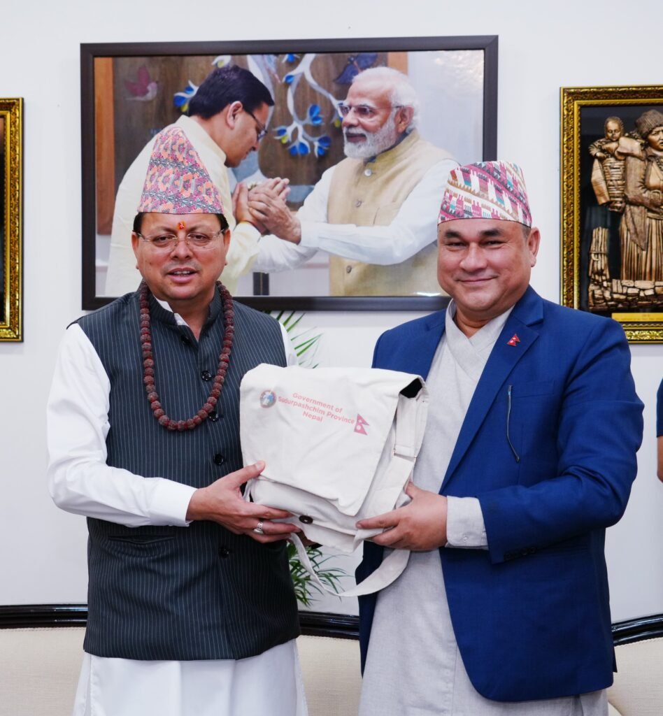 सीएम धामी ने नेपाल के सुदूर पश्चिम प्रांत के मुख्यमंत्री से की मुलाकात, क्षेत्रीय सहयोग पर जोर