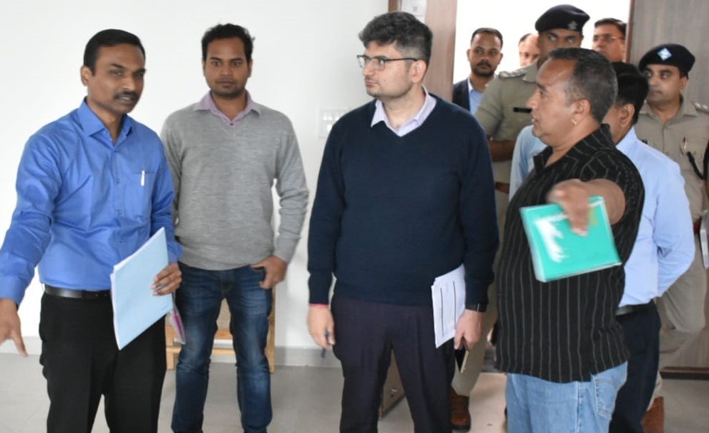 अपर सचिव जोगदंडे ने योग दिवस की तैयारियों लिया जायजा