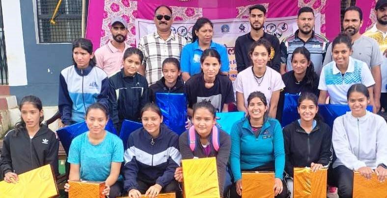 खेल प्रतियोगिता में प्रतिभागियों ने दिखाया दमखम