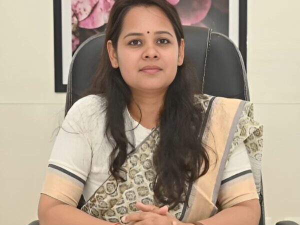 हरिद्वार : “पोषण ट्रेकर” संचालन को लेकर सीडीओ आकांक्षा कोण्डे ने की समीक्षा बैठक, 40 आंगनबाड़ी केंद्र बंद पाए जाने पर कर्मियों की सेवा समाप्ति के निर्देश