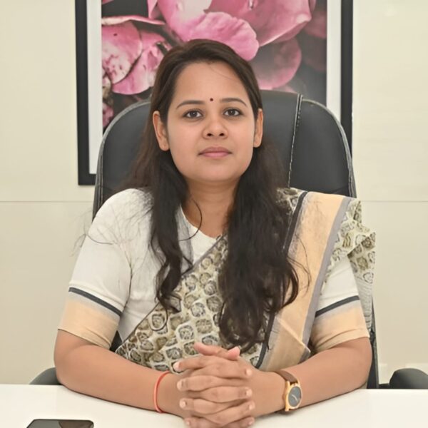 हरिद्वार : “पोषण ट्रेकर” संचालन को लेकर सीडीओ आकांक्षा कोण्डे ने की समीक्षा बैठक, 40 आंगनबाड़ी केंद्र बंद पाए जाने पर कर्मियों की सेवा समाप्ति के निर्देश