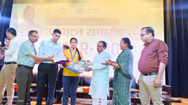 छात्रों की सफलता की गारंटी बनेगा सुपर 100 – डॉ. धन सिंह रावत