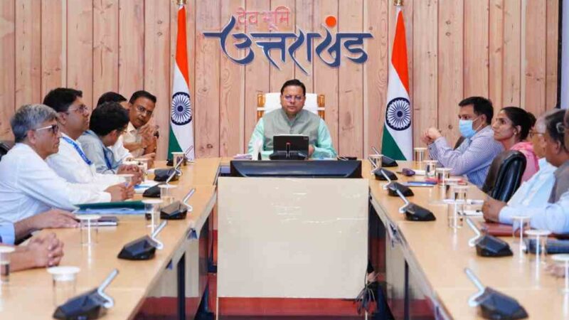 सीएम धामी ने हैली सर्विस ऑपरेटर्स को कड़े शब्दों में किया स्पष्ट, सुरक्षा मानकों से खिलवाड़ बर्दाश्त नहीं, हैली दुर्घटनाओं की ऑडिट के भी निर्देश