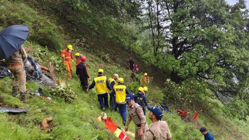 केदारनाथ मार्ग पर एक और हेलीकॉप्टर दुर्घटना में सात लोगों की मौत