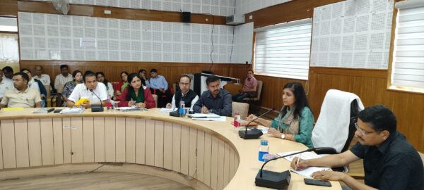 सेक्टर व जोनल मजिस्ट्रेट अपने क्षेत्रांतर्गत मतदेय स्थलों का करें निरीक्षण – जिला निर्वाचन अधिकारी स्वाति एस. भदौरिया