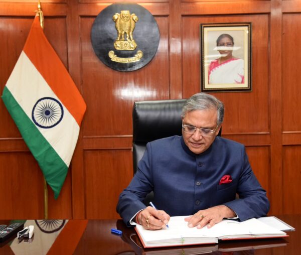 निर्वाचन आयोग बिहार में शुरू करेगा मतदाता सूची का विशेष सघन पुनरीक्षण, हर घर जाकर किया जाएगा सत्यापन, सभी पात्र नागरिकों का नाम मतदाता सूची में दर्ज कराने पर जोर