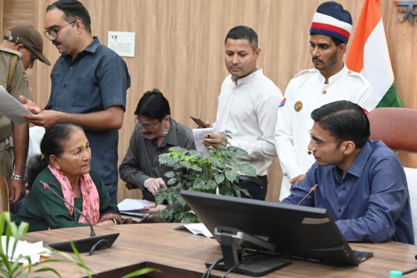 डीएम सविन बंसल का जन दर्शन यानि न्याय, शिक्षा, रोजगार की गांरटी