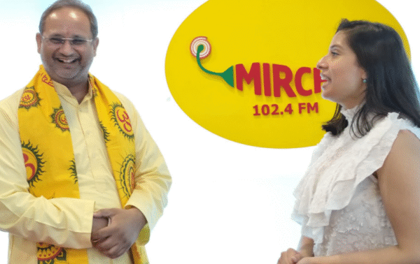 डॉ. चिन्मय पंड्या का युवा आह्वान : “जीवन कठिन नहीं, हम बनाते हैं!”