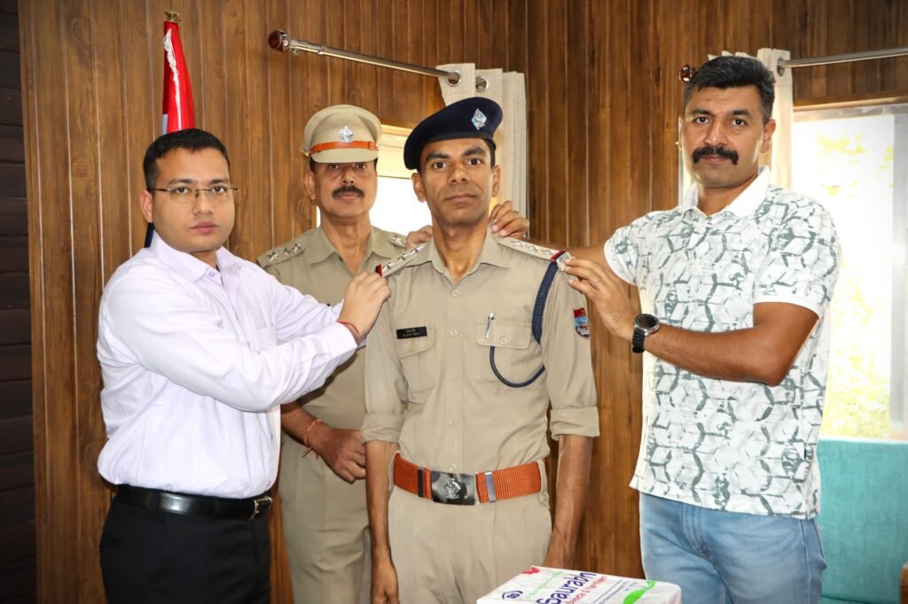 चमोली पुलिस के चार उप निरीक्षक बने निरीक्षक