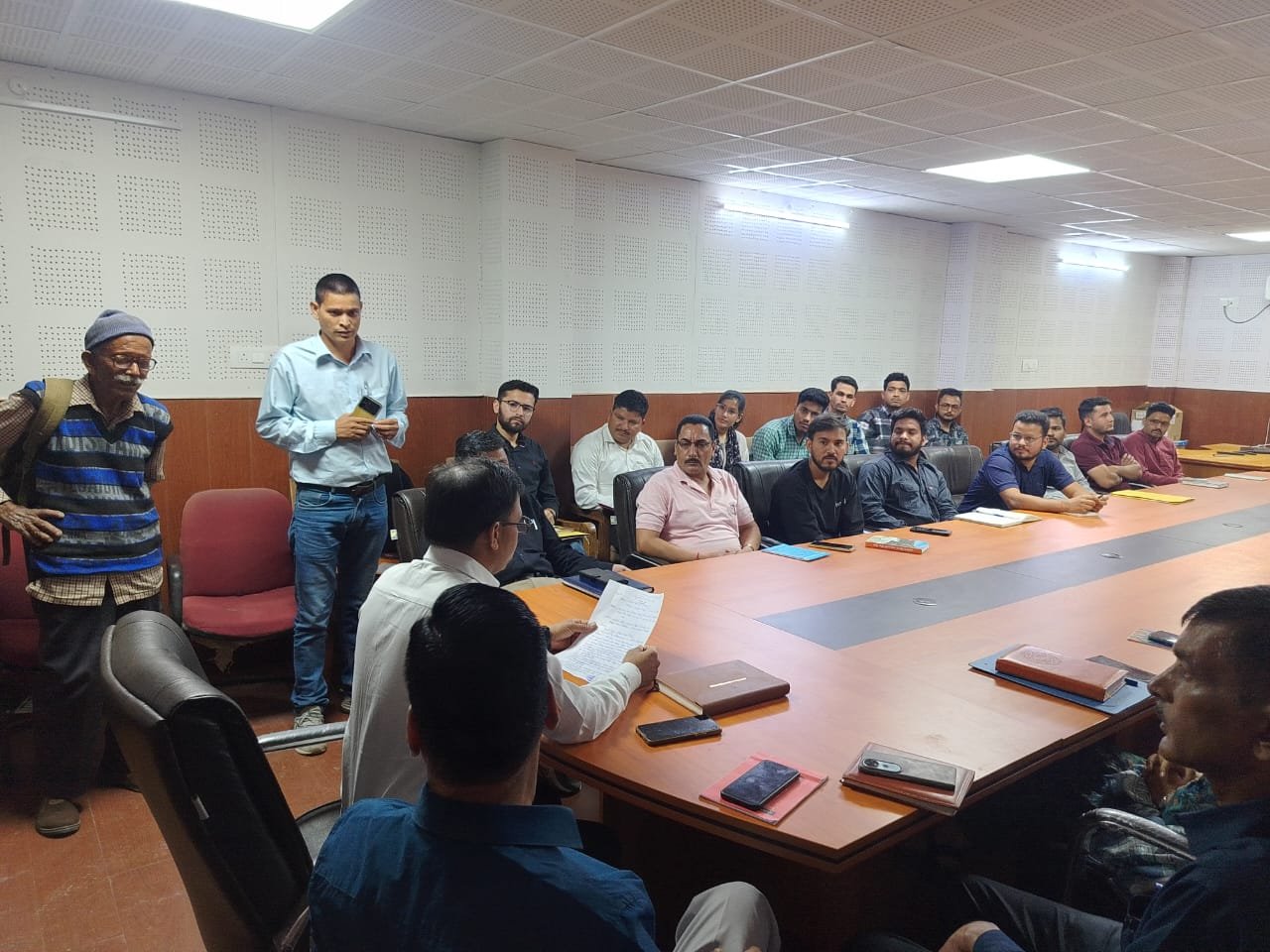 तहसील दिवस में ग्रामीणों ने की पेयजल समस्या समाधान की मांग 