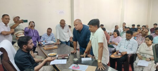 डीएम डॉ. आशीष चौहान ने तहसील दिवस में सुनी जन समस्याएं, 52 शिकायतें दर्ज, अधिकांश का मौके पर ही किया निस्तारण, अधिकारियों को दिये सख़्त निर्देश