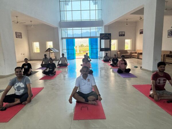 भगवंत ग्लोबल विश्वविद्यालय परिसर में 20 जून तक प्रत्येक दिन लगेगा निशुल्क योग शिविर