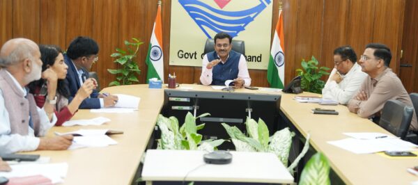 मुख्य सचिव आनन्द बर्द्धन की अध्यक्षता में व्यय-वित्त समिति की बैठक आयोजित, देहरादून में राफ्टिंग मैनेजमेंट सेंटर और डोईवाला-दूधली मार्ग के डबललेन कार्य को मिली हरी झंडी