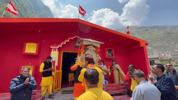 श्री कुबेर जी ज्यैष्ठ पूजा : श्री बदरीनाथ धाम से कुशल क्षेम जानने बामणी पहुंचे श्री कुबेर जी, माता नंदा मंदिर में पूजा-अर्चना पश्चात माता उर्वशी मंदिर में भब्य पूजा अर्चना