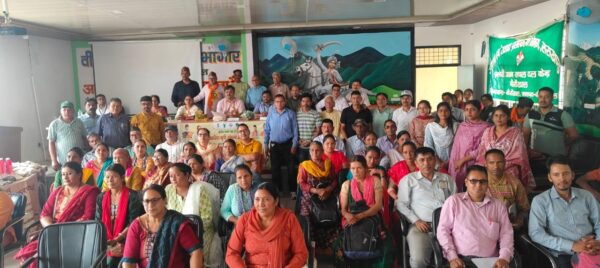 विकसित कृषि संकल्प अभियान खरीफ-2025 के तहत ब्लॉक मुख्यालय बीरोंखाल में जागरूकता कार्यक्रम का आयोजन, भारत सरकार के प्रतिनिधियों ने काश्तकारों की समस्याओं का किया समाधान