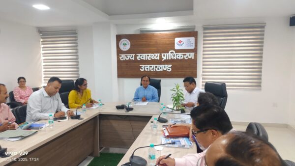 गोल्डन कार्ड की विसंगतियां होंगी दूर – डॉ. धन सिंह रावत