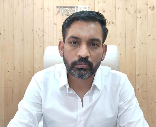 तेज़ बारिश को देखते हुए डीएम डॉ. आशीष चौहान ने जारी किये निर्देश, आपदा प्रबंधन उपकरणों को रखा जाय तैयार, नदियों के बढ़ते जलस्तर पर रखें नजर