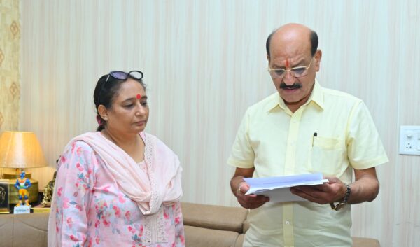 विधानसभा अध्यक्ष ऋतु खण्डूडी भूषण ने वन मंत्री सुबोध उनियाल से की भेंट, कोटद्वार क्षेत्र से जुड़े अहम विषयों पर हुई चर्चा