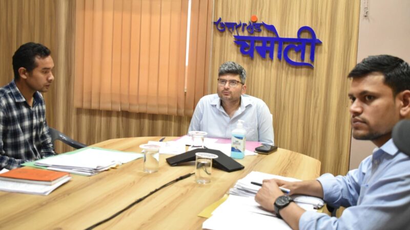 सर्वाधिक पंजीकरण करने वाले सीएससी होंगे पुरस्कृत – डीएम संदीप तिवारी