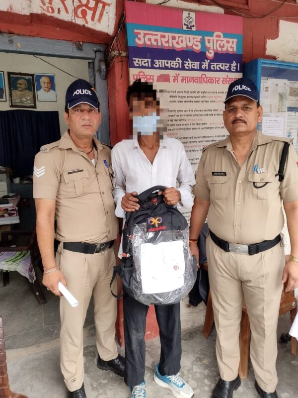 नन्दा देवी एक्सप्रेस से चोरी हुए लैपटॉप केस का 24 घंटे में खुलासा, जीआरपी देहरादून ने शातिर चोर अतीक अहमद को किया गिरफ्तार