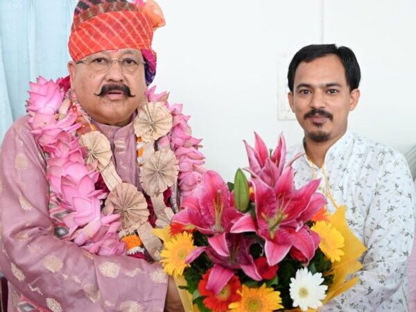 पहाड़ में बढ़ी चुनावी सरगर्मी, त्रिस्तरीय पंचायत चुनाव के मैदान में उतरे दिग्गज, उटिंडा क्षेत्र पंचायत सीट से चुनाव लड़ेंगे युवा नेता कुलदीप रावत