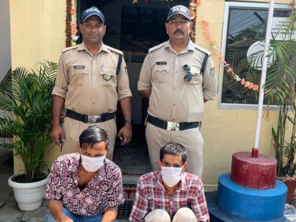 एसपी अजय गणपति का नशा तस्करों पर कड़ा प्रहार जारी, बनबसा पुलिस ने 06.39 ग्राम अवैध हेरोइन के साथ 02 को किया गया गिरफ्तार