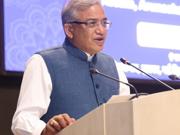 चुनाव आयोग ने उपचुनावों में हासिल की कई नई उपलब्धियां, मोबाइल डिपॉजिट सुविधा व उन्नत वीटीआर शेयरिंग प्रक्रिया का किया गया उपयोग, मतदान केंद्रों पर सुनिश्चित की गई शत प्रतिशत वेबकास्टिंग