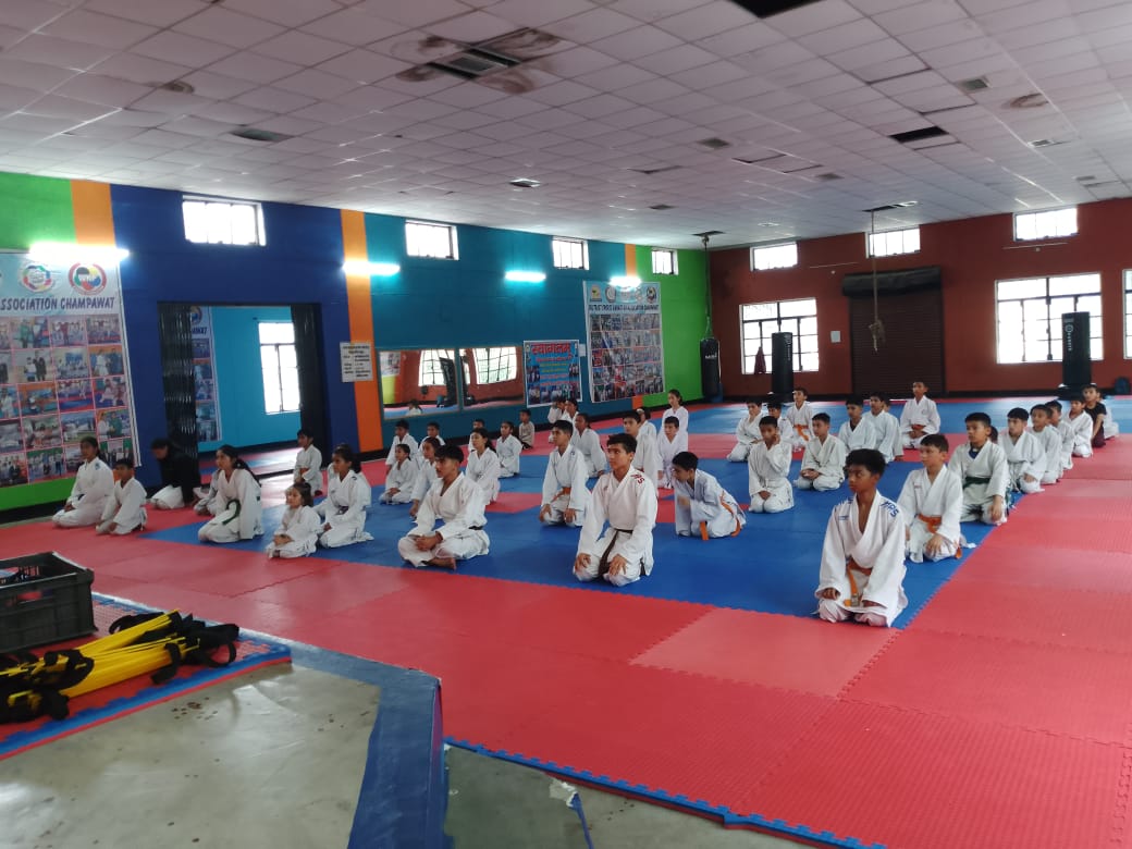 ड्रग्स फ्री देवभूमि : एसपी अजय गणपति के निर्देश पर लोहाघाट पुलिस ने नशे के खिलाफ चलाया जन जागरूकता अभियान