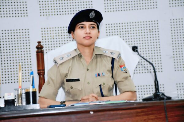 एसपी तृप्ति भट्ट का अपराधियों पर कड़ा प्रहार, जीआरपी देहरादून ने 02 शातिर जहरखुरान को किया गिरफ्तार, इस तरह देते थे घटना को अंजाम