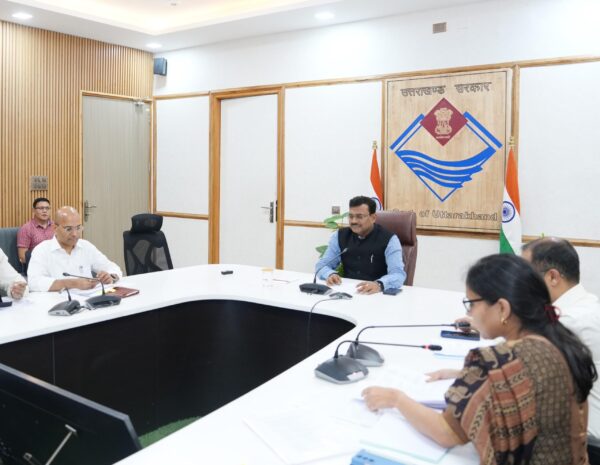उत्तराखंड : युवाओं में बढ़ते नशे पर मुख्य सचिव आनन्द बर्द्धन ने की गहरी चिन्ता व्यक्त, जिला स्तर पर चलेगा विशेष अभियान, कड़ी कार्रवाई के दिए निर्देश