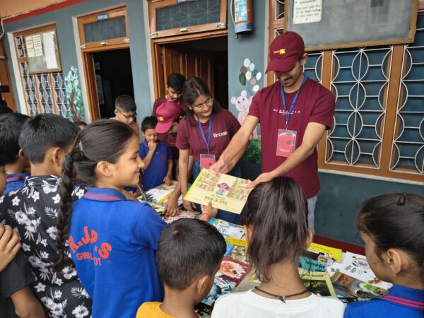 प्रवासी उत्तराखंडियों ने चार स्कूलों में आयोजित किया समर कैम्प, उत्तराखंड एसोसिएशन ऑफ नॉर्थ अमेरिका और उत्तराखंड सरकार के अधीन प्रवासी उत्तराखंडी सेल का प्रयास