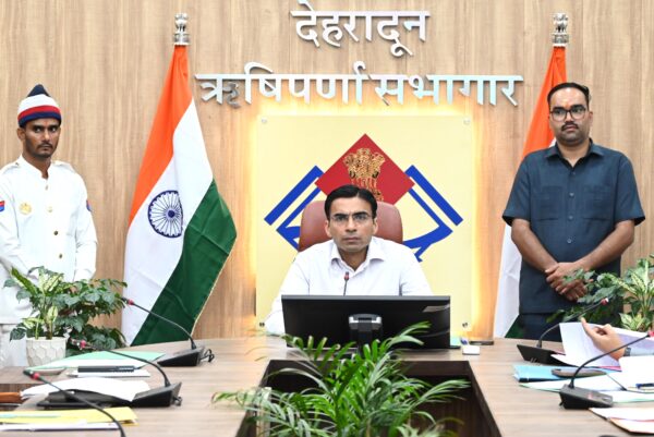 जिले के सभी 1882 पोलिंग बूथों पर चलेगा वृहद पौधरोपण अभियान – डीईओ सविन बंसल