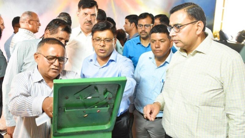 चमोली : पंचायत चुनाव के लिए पीठासीन अधिकारियों दिया प्रशिक्षण