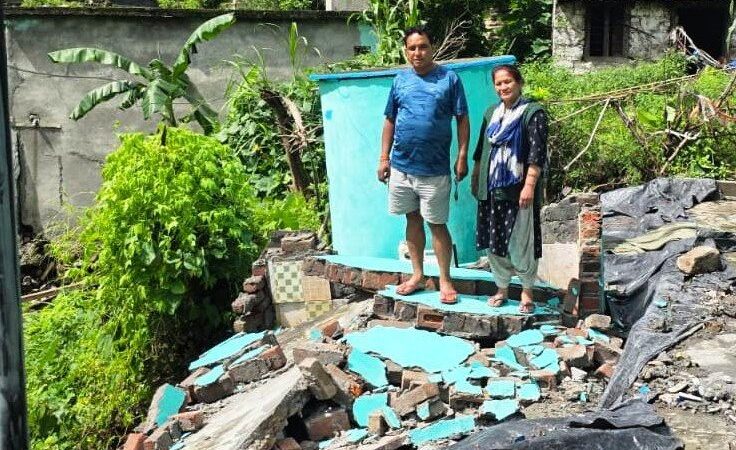 इंटर कालेज निजमुला का भवन पर भू-धंसाव की जद में