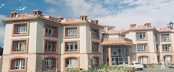 ज्ञान और संस्कार का संगम हैं देवसंस्कृति विश्वविद्यालय